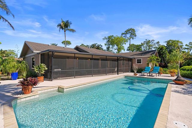 14372 Horseshoe Trace, Wellington, FL 33414
