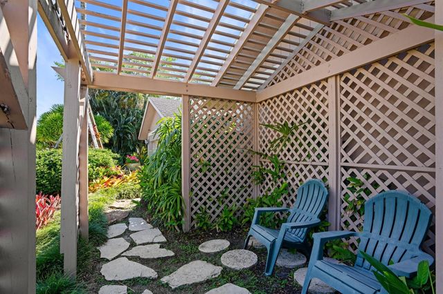 14372 Horseshoe Trace, Wellington, FL 33414