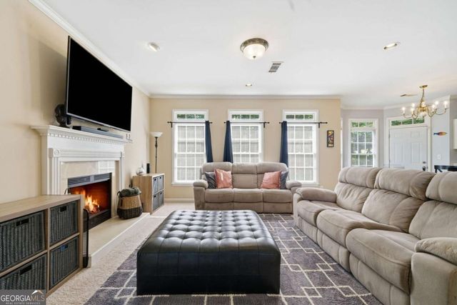 316 Harbor Pointe Drive, Stone Mountain, GA 30087