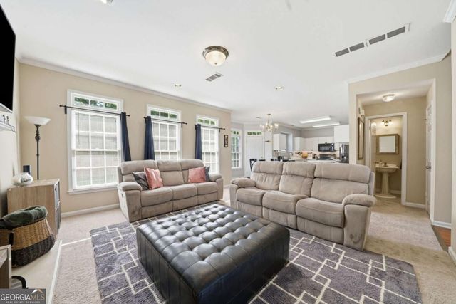 316 Harbor Pointe Drive, Stone Mountain, GA 30087