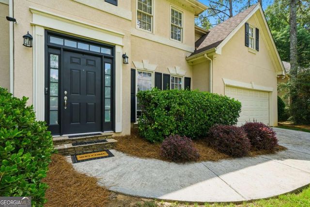 316 Harbor Pointe Drive, Stone Mountain, GA 30087