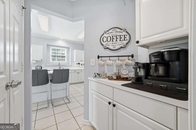 316 Harbor Pointe Drive, Stone Mountain, GA 30087