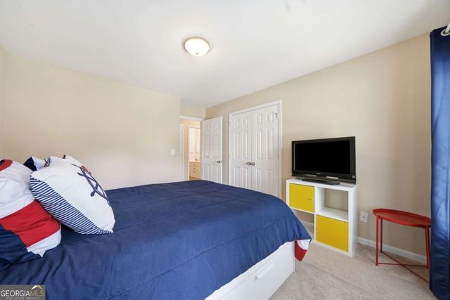 316 Harbor Pointe Drive, Stone Mountain, GA 30087