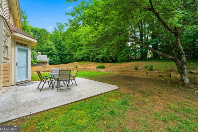 316 Harbor Pointe Drive, Stone Mountain, GA 30087