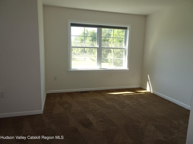 69 Ny-23, Hudson, NY 12534