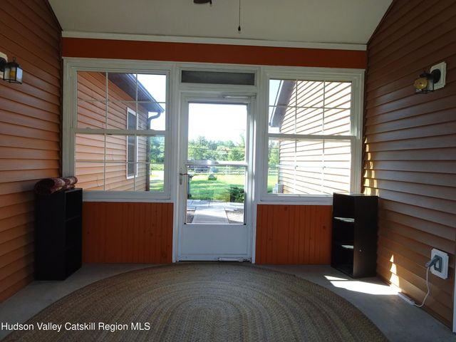 69 Ny-23, Hudson, NY 12534