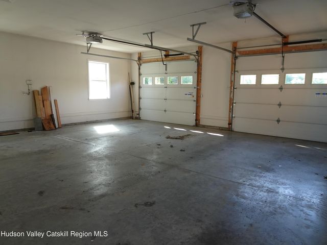 69 Ny-23, Hudson, NY 12534