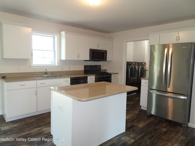 69 Ny-23, Hudson, NY 12534