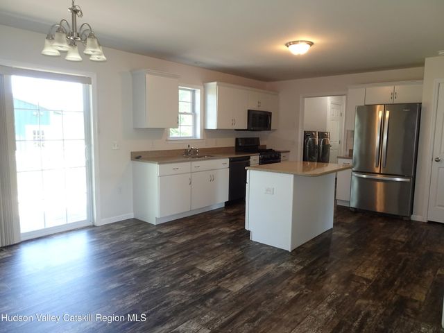 69 Ny-23, Hudson, NY 12534