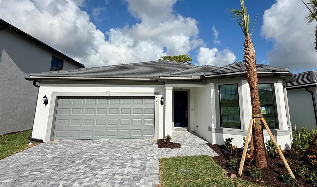 4393 Mersin Lane Prestige 97, Lake Worth, FL 33467