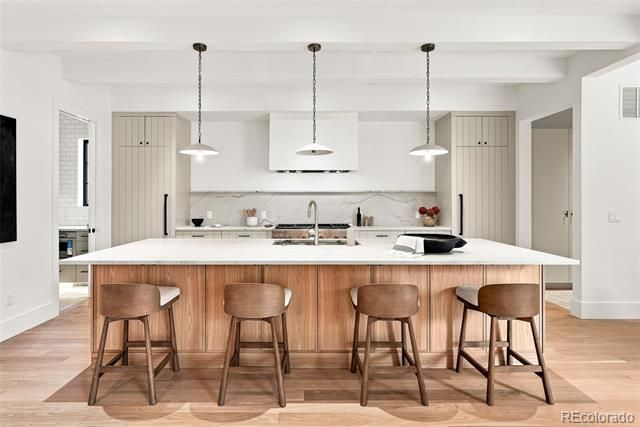 1516 S Clayton Street, Denver, CO 80210
