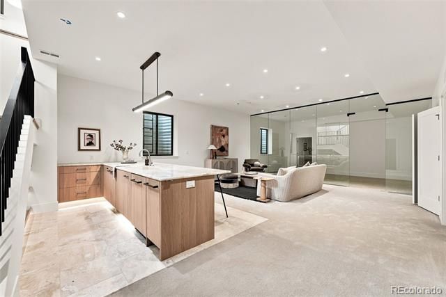 1516 S Clayton Street, Denver, CO 80210