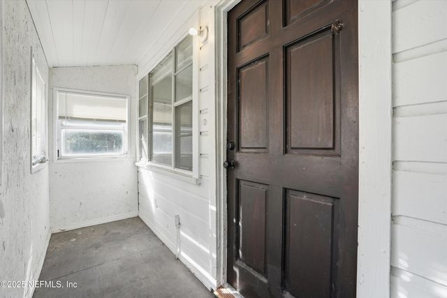 11558 RAFT Road, Jacksonville, FL 32218