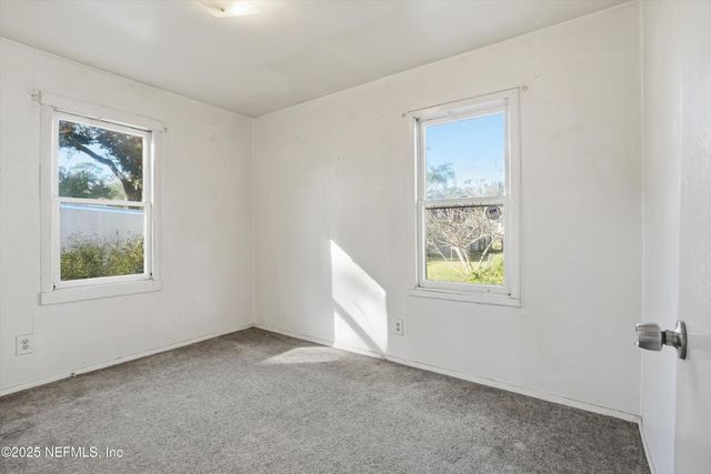 11558 RAFT Road, Jacksonville, FL 32218