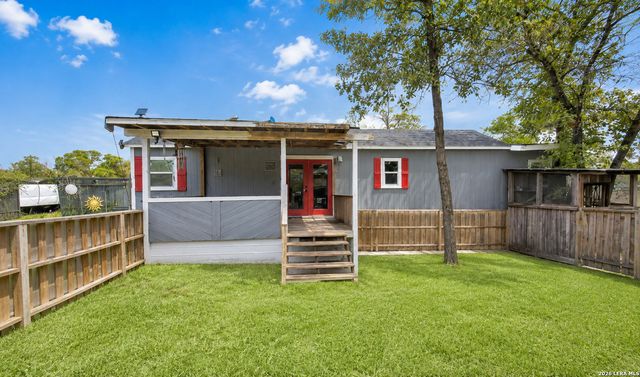 411 Peaceful Lane, San Antonio, TX 78264