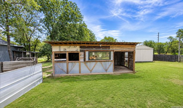411 Peaceful Lane, San Antonio, TX 78264
