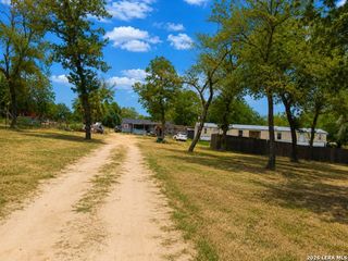 411 Peaceful Lane, San Antonio, TX 78264