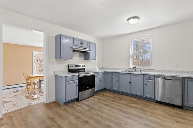 738 Old Hillsboro Road, Henniker, NH 03244