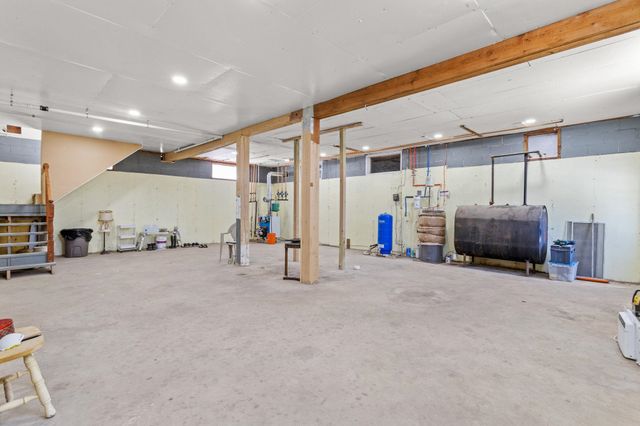 738 Old Hillsboro Road, Henniker, NH 03244