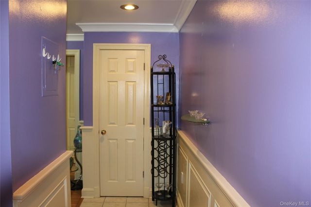 8 Secora Road J-4, Monsey, NY 10952