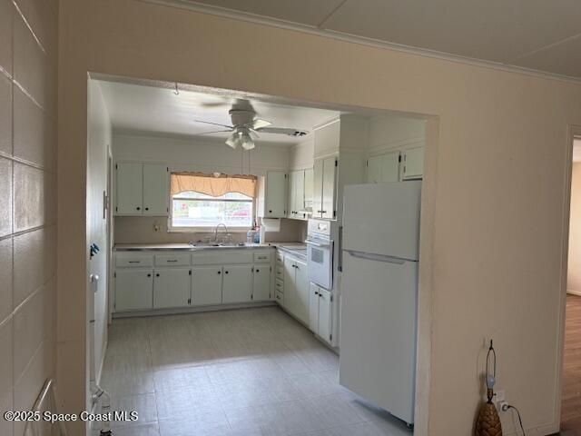 1325 Sun Circle W, Melbourne, FL 32935