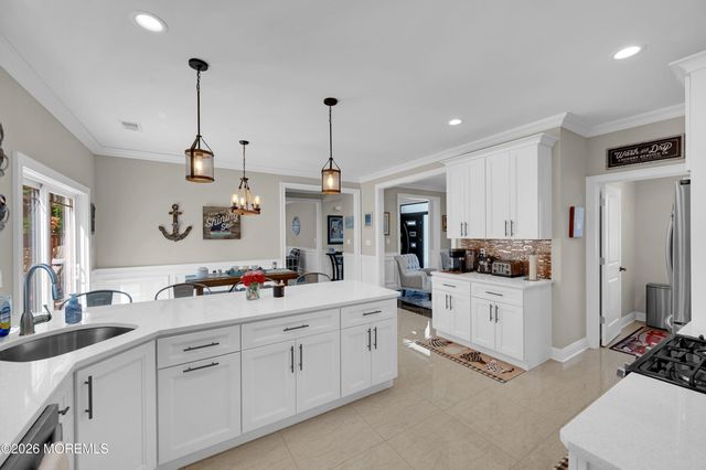 1532 Lawrence Avenue, Toms River, NJ 08757