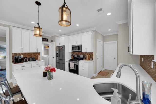 1532 Lawrence Avenue, Toms River, NJ 08757