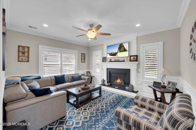 1532 Lawrence Avenue, Toms River, NJ 08757