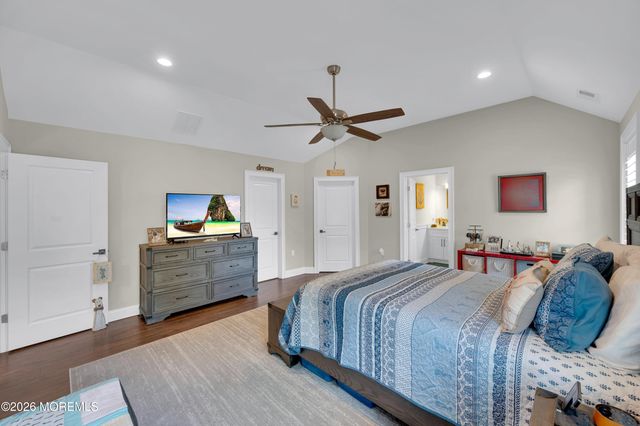 1532 Lawrence Avenue, Toms River, NJ 08757