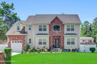 1532 Lawrence Avenue, Toms River, NJ 08757