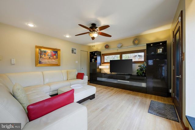 109 RIDGE RD, Greenbelt, MD 20770