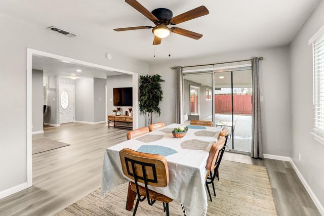 2040 Kellogg Way, Rancho Cordova, CA 95670