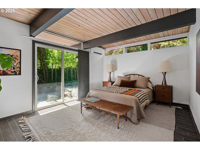 700 PEBBLE BEACH Ct, Lake Oswego, OR 97034