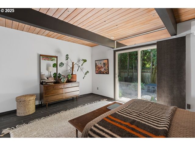 700 PEBBLE BEACH Ct, Lake Oswego, OR 97034