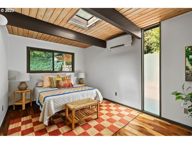 700 PEBBLE BEACH Ct, Lake Oswego, OR 97034