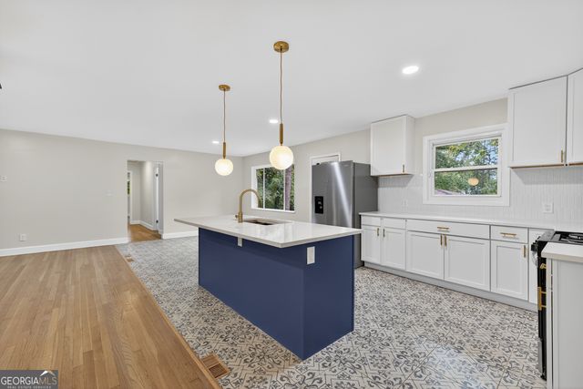 2296 Lyle Road, College Park, GA 30337