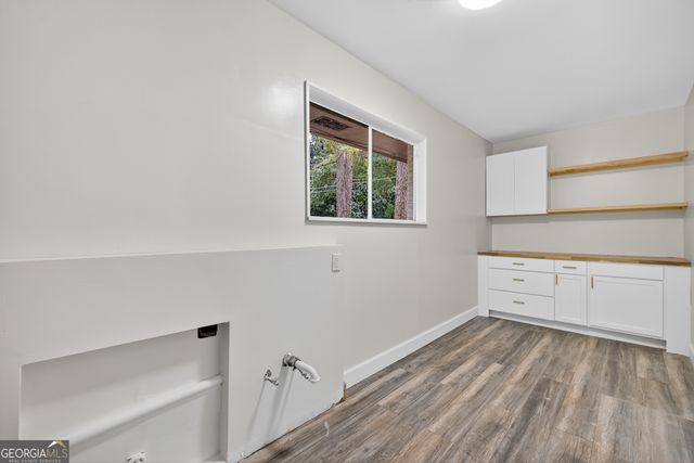 2296 Lyle Road, College Park, GA 30337