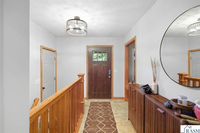 14 Renann Court, North Mankato, MN 56003
