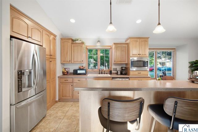 14 Renann Court, North Mankato, MN 56003