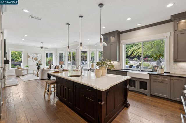 2478 Alamo Country Cir, Alamo, CA 94507
