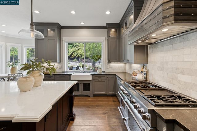 2478 Alamo Country Cir, Alamo, CA 94507