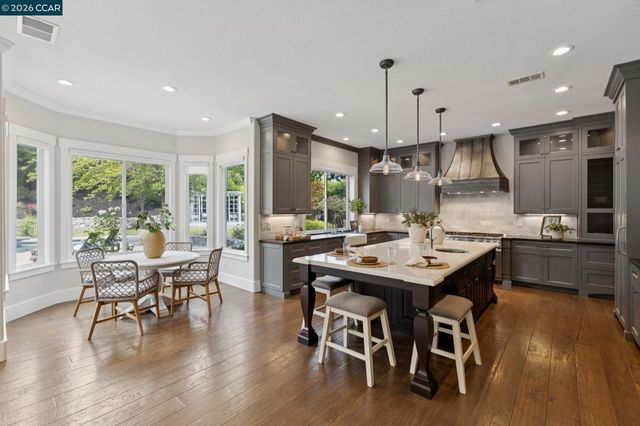 2478 Alamo Country Cir, Alamo, CA 94507
