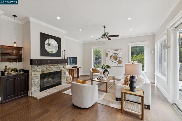 2478 Alamo Country Cir, Alamo, CA 94507