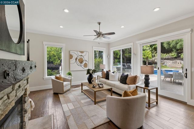 2478 Alamo Country Cir, Alamo, CA 94507
