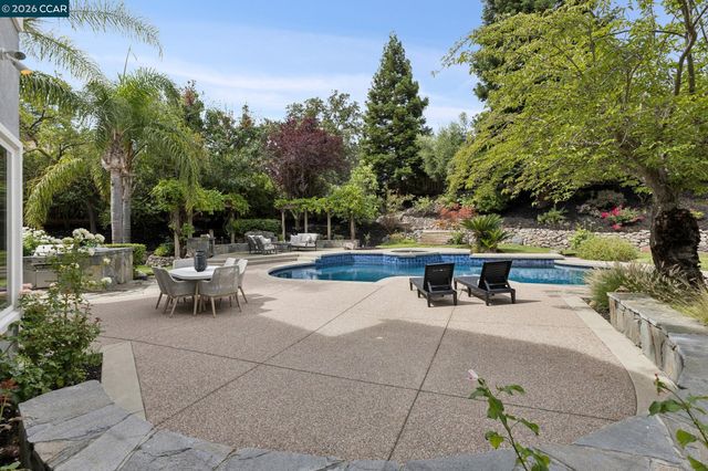 2478 Alamo Country Cir, Alamo, CA 94507