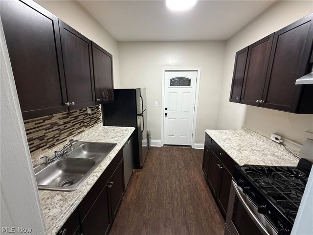 3186 Euclid Heights Boulevard 4, Cleveland Heights, OH 44118