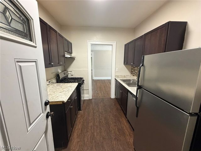 3186 Euclid Heights Boulevard 4, Cleveland Heights, OH 44118