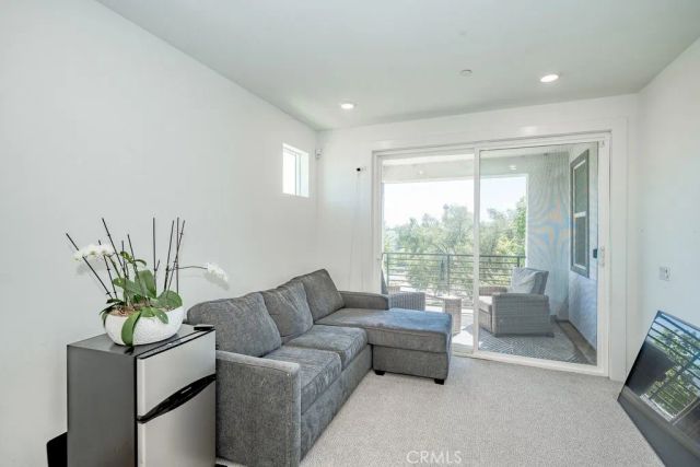27544 FEATHERY CASSIA WAY, Valencia, CA 91381