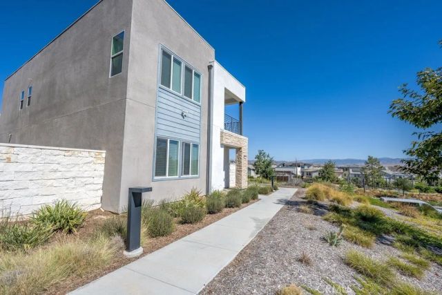 27544 FEATHERY CASSIA WAY, Valencia, CA 91381
