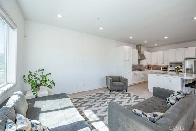 27544 FEATHERY CASSIA WAY, Valencia, CA 91381